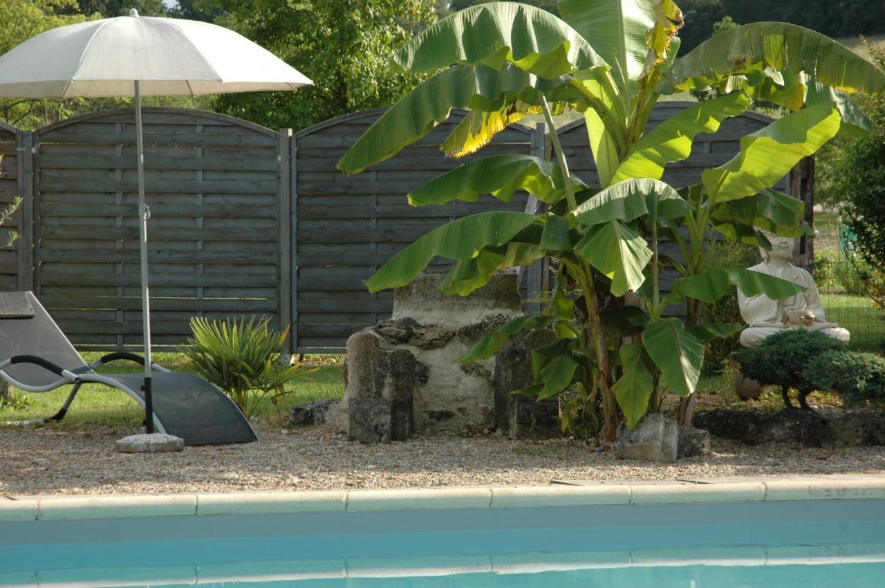Bed and Breakfast Domaine De La Queyssie Saussignac Exterior foto