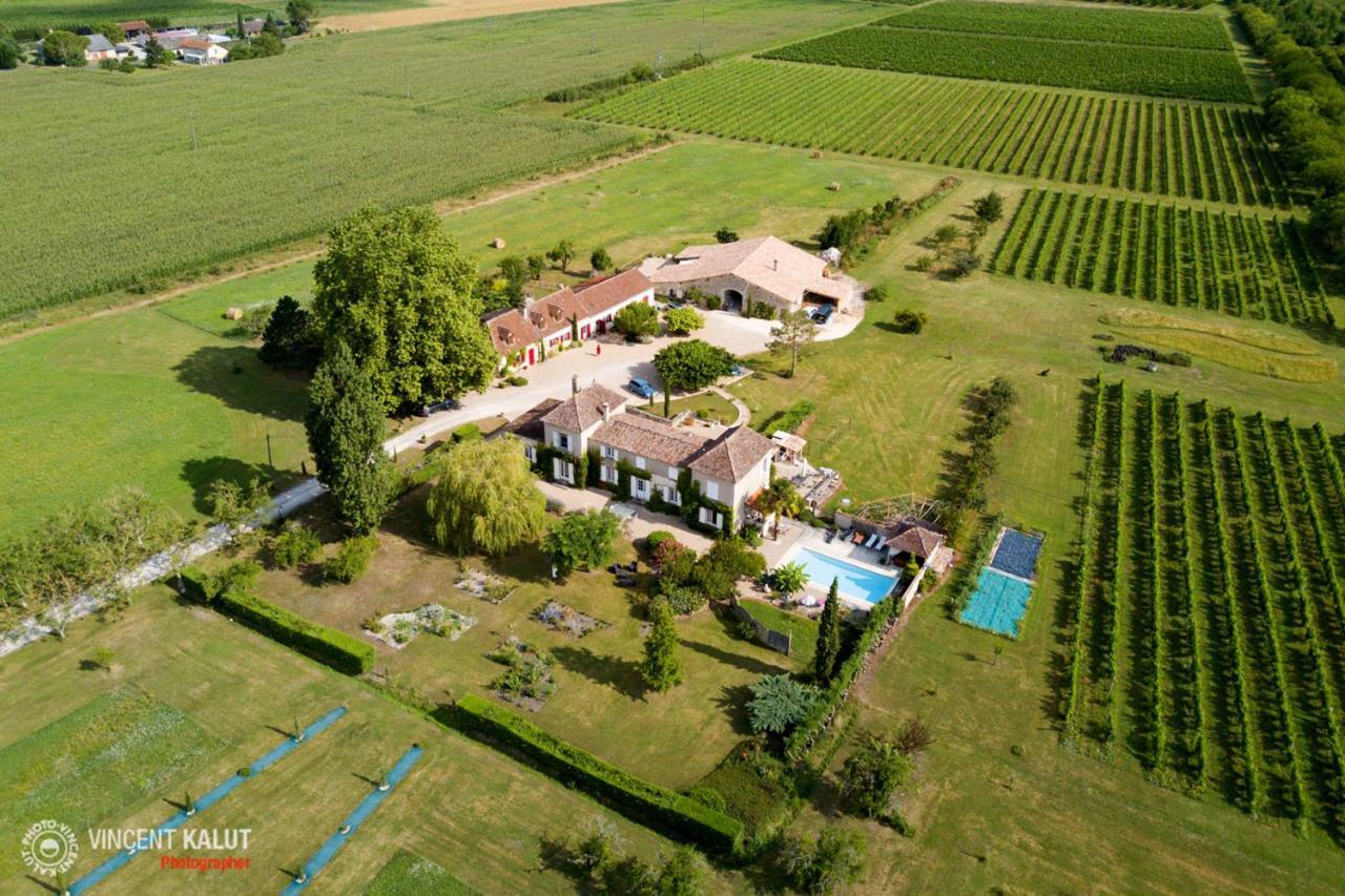 Bed and Breakfast Domaine De La Queyssie Saussignac Exterior foto